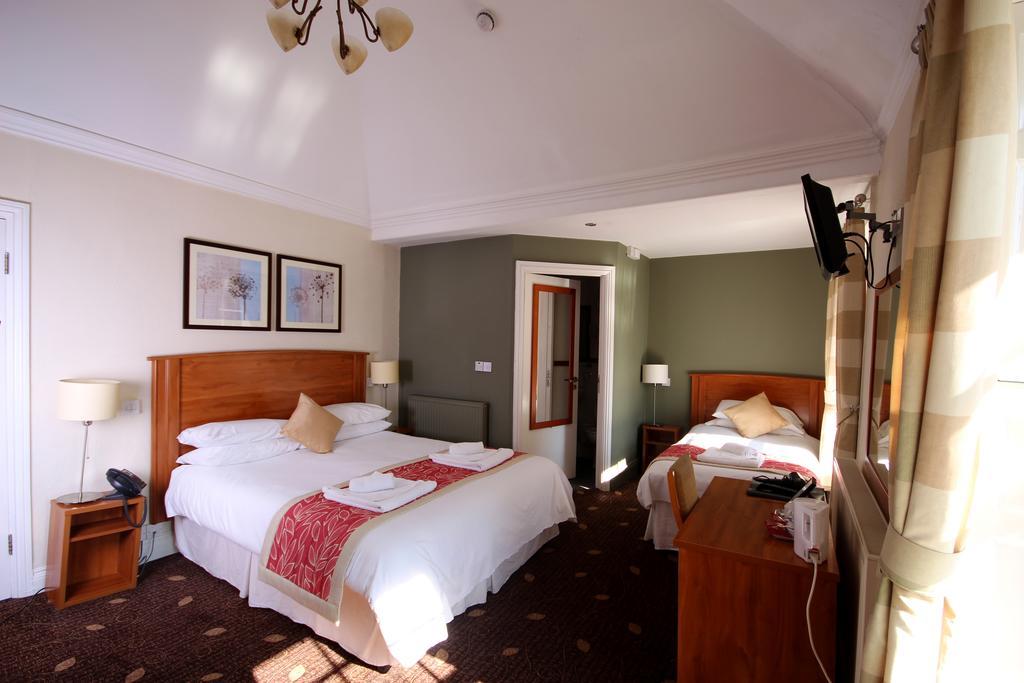Hotel Plas Derwen Abergavenny Exterior foto
